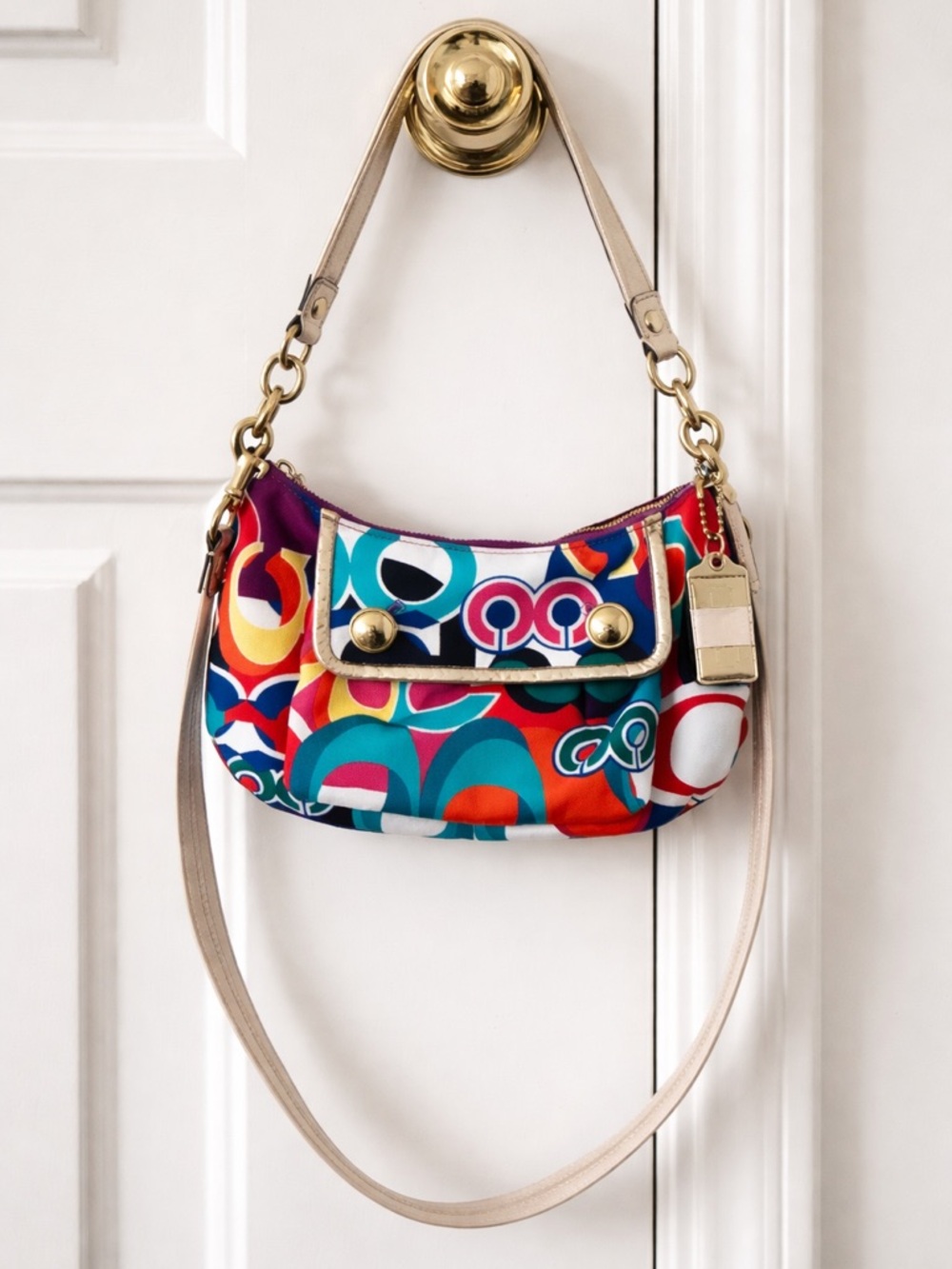 Coach Poppy 2009 Multicolor Op Art Shoulder & Crossbody Bag ~ Style 13884